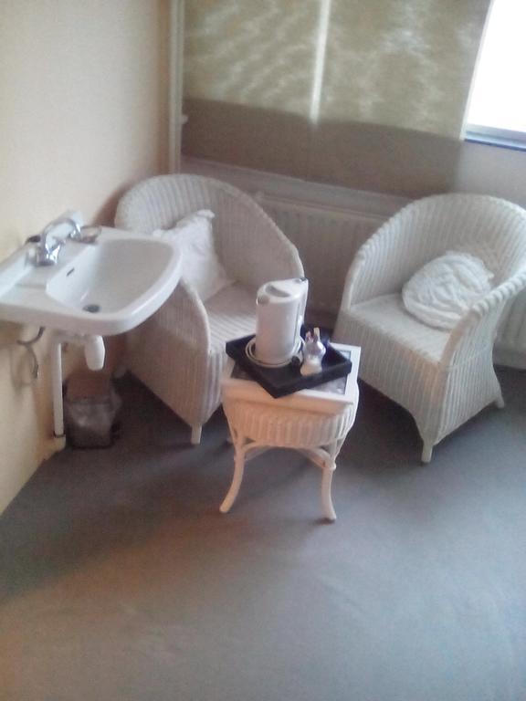 Homestay Dutchable Alphen aan den Rijn Esterno foto