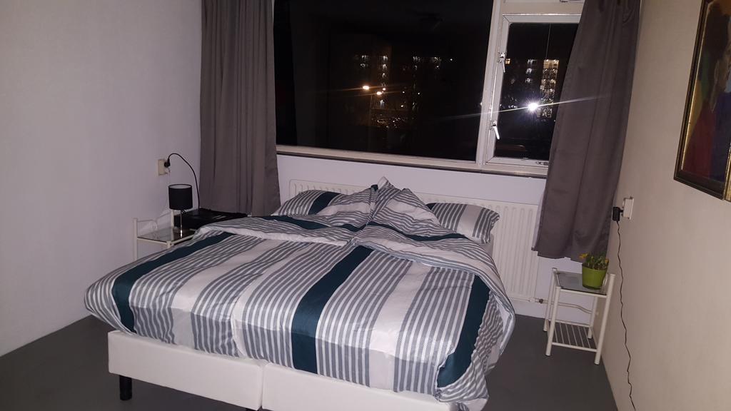 Homestay Dutchable Alphen aan den Rijn Esterno foto